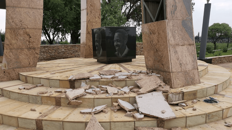 ANC Condemns The Vandalization Of The Chris Hani Memorial Site - KAYA 959