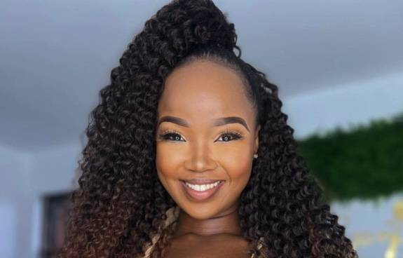 Zanele Potelwa joins the Expresso morning show